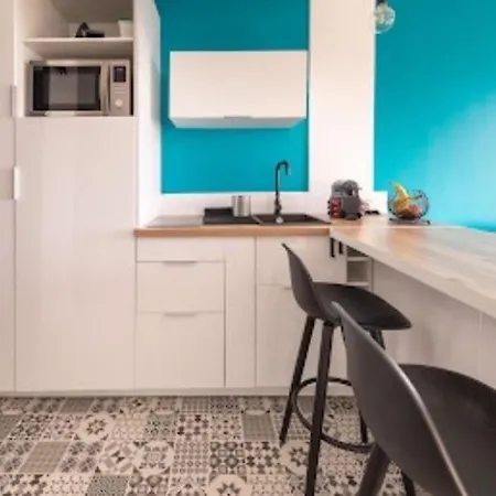 Cocon Design Et Cosy A La Defense, Vue Imprenable Sur Paris *
